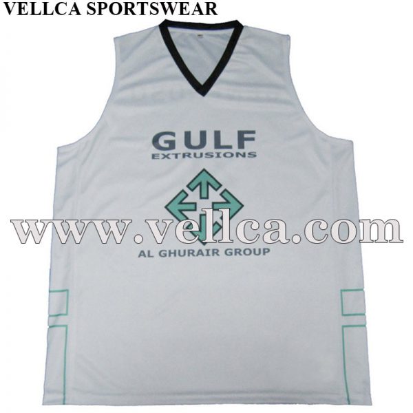 Sublimación de las camisetas de los jerseys de los uniformes de los pantalones cortos de los tops del baloncesto por encargo impresa